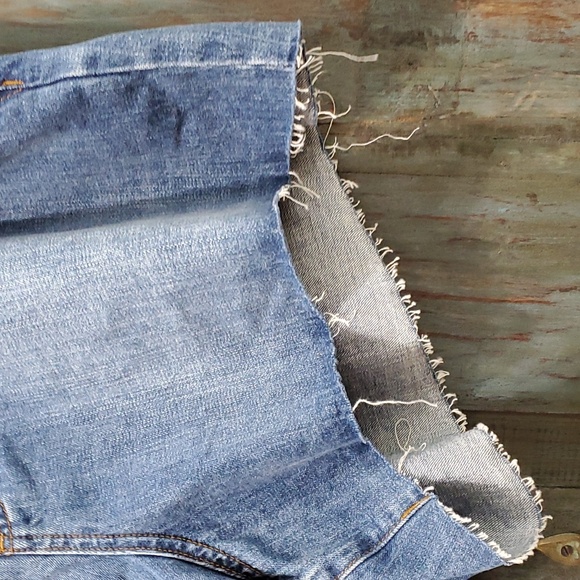 STS BLUE High Rise Raw Hem Elastic Waist Denim Emilia Shorts, Size 35/20,  NWT - Picture 10 of 13